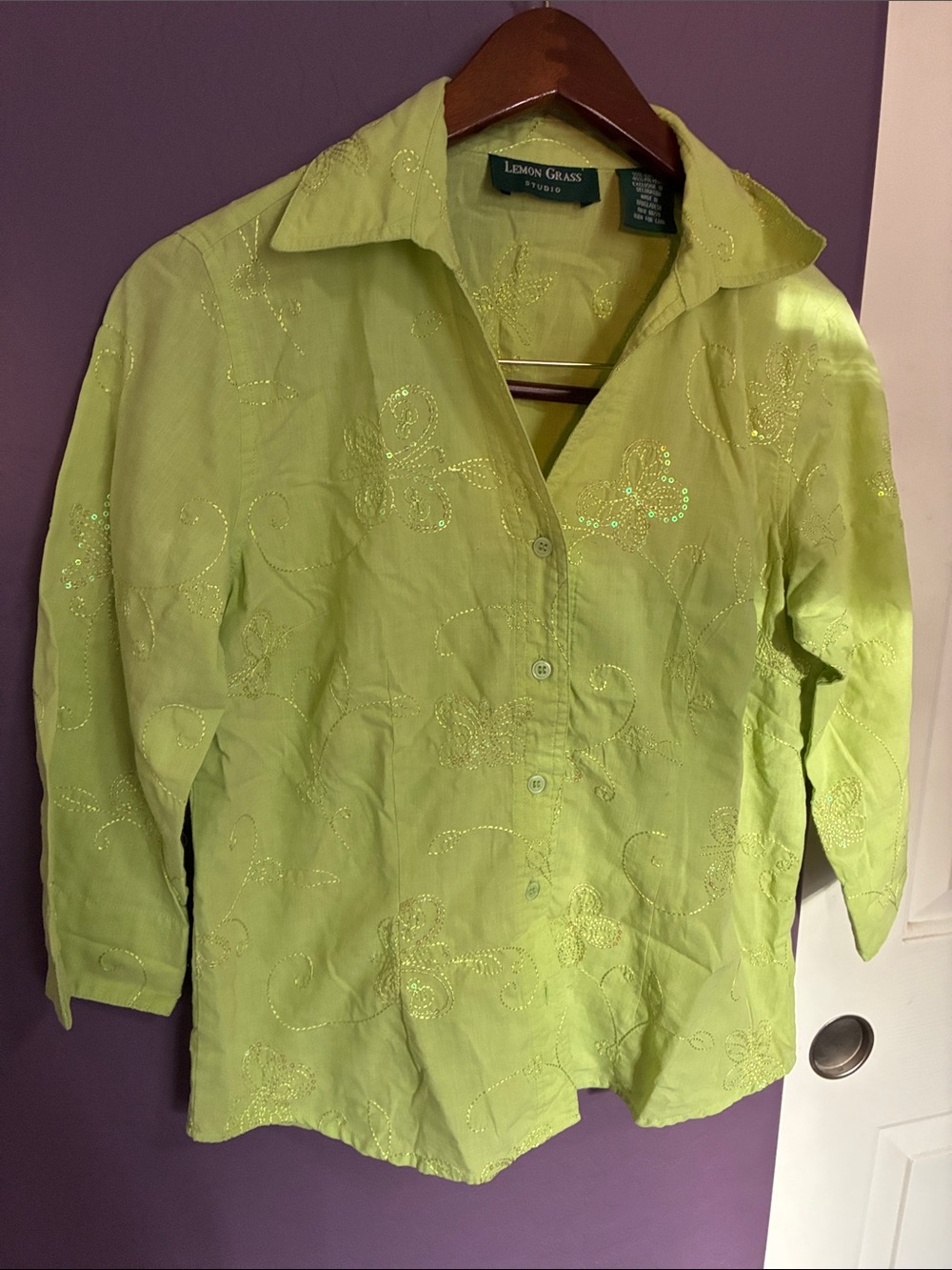 LEMON GRASS STUDIO EMBROIDERED BUTTON-DOWN